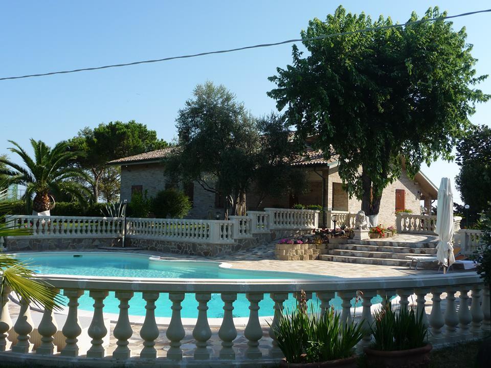 Country House Resort Villa Giardino Degli Eventi Fano Exterior foto