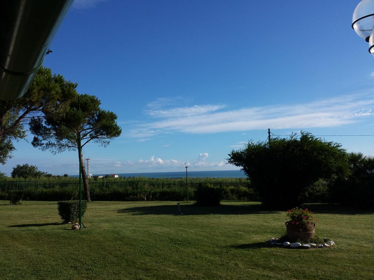 Country House Resort Villa Giardino Degli Eventi Fano Exterior foto