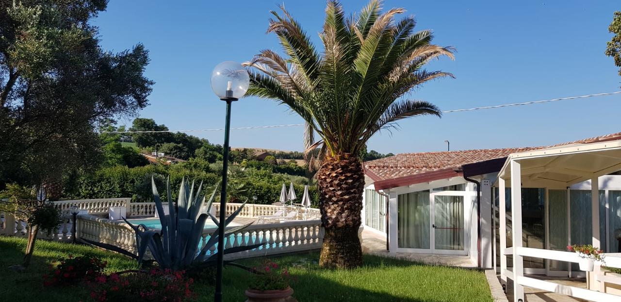 Country House Resort Villa Giardino Degli Eventi Fano Exterior foto